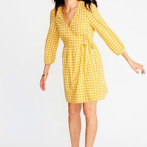 Sz. Large linen buttercup yellow wrap dress